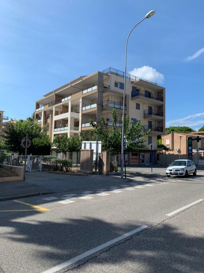 Appartement 4 Chambres Le Baia Sainte-Maxime Eksteriør bilde